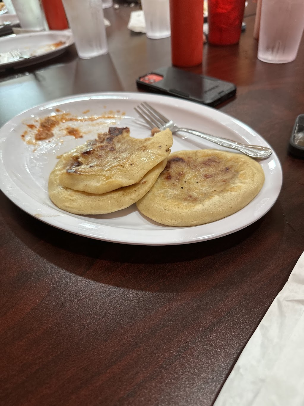 Pupuseria La Estrella Clemson | restaurant | 906 Tiger Blvd unit 3, Clemson, SC 29631, USA | 8646435430 OR +1 864-643-5430