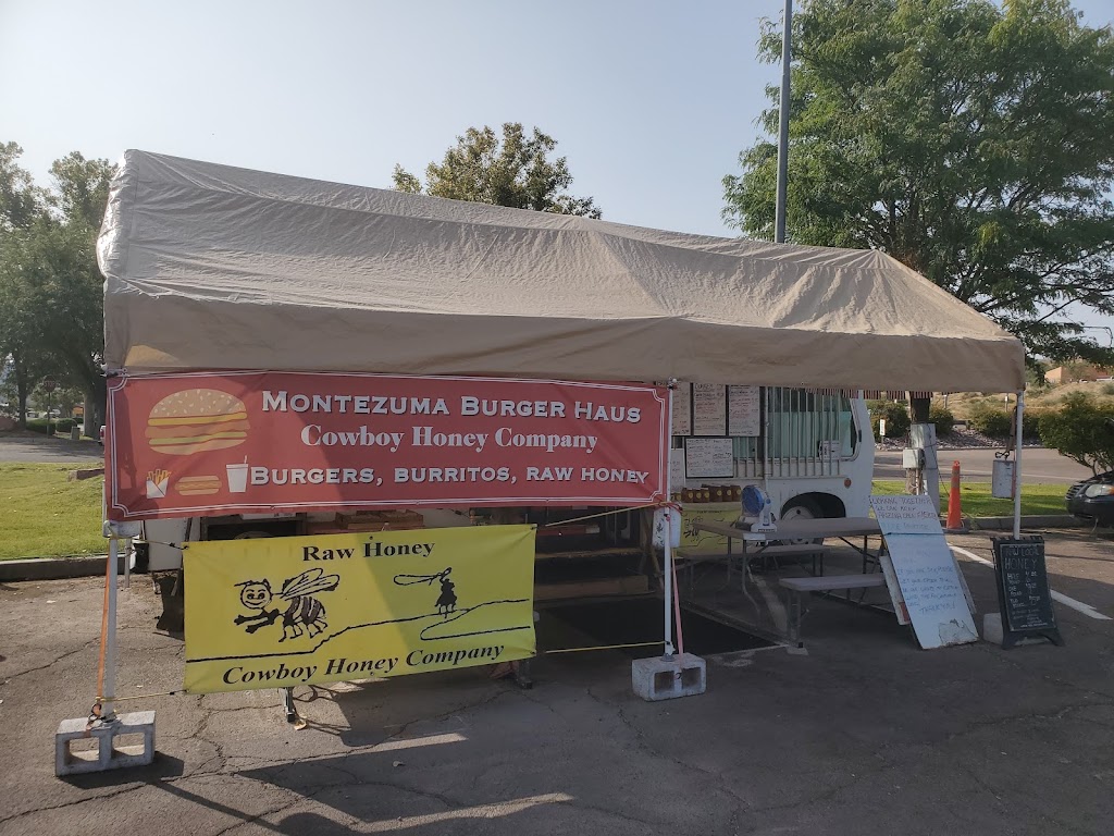 Montezuma Burger Haus | restaurant | Food truck lower parking, lot 555 W Middle Verde Rd, Camp Verde, AZ 86322, USA | 9285922191 OR +1 928-592-2191
