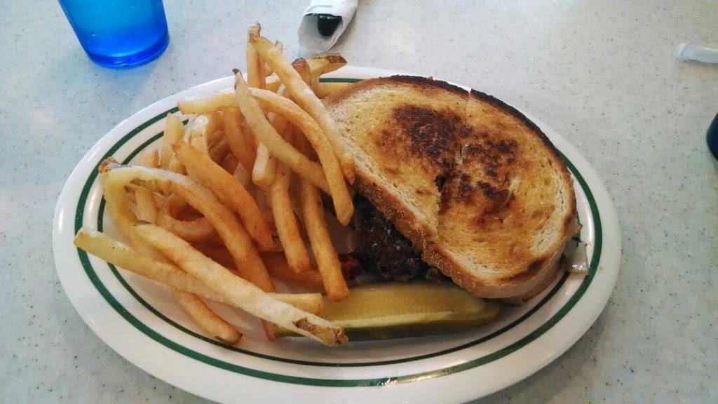 Dans Diner | restaurant | 24920 Hoover Rd, Warren, MI 48089, USA | 5867551811 OR +1 586-755-1811