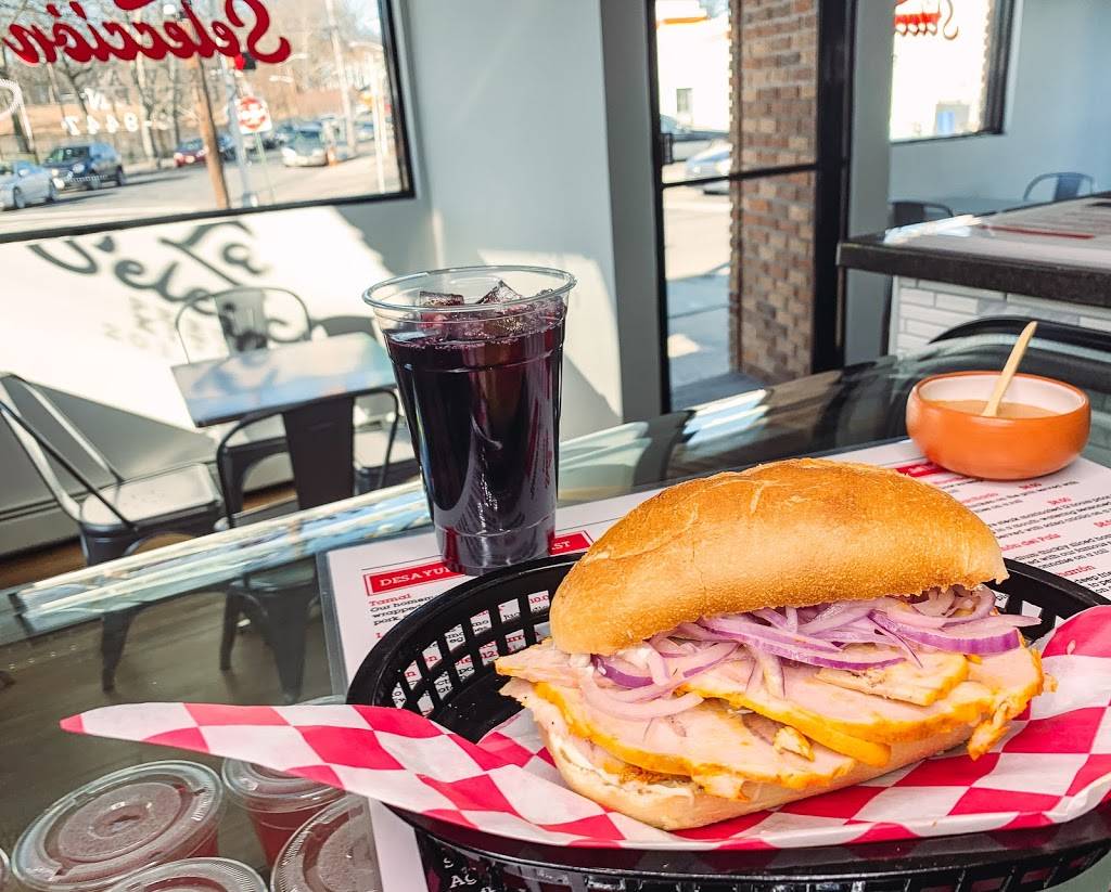 La Seleccion Peruvian Kitchen | restaurant | 108 Schuyler Ave, Kearny, NJ 07032, USA | 2014289447 OR +1 201-428-9447