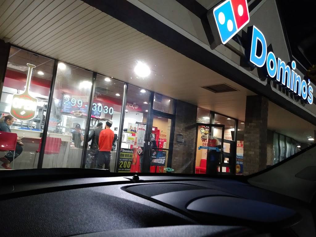 Dominos Pizza | meal delivery | 3851 Moller Rd, Indianapolis, IN 46254, USA | 3172993030 OR +1 317-299-3030