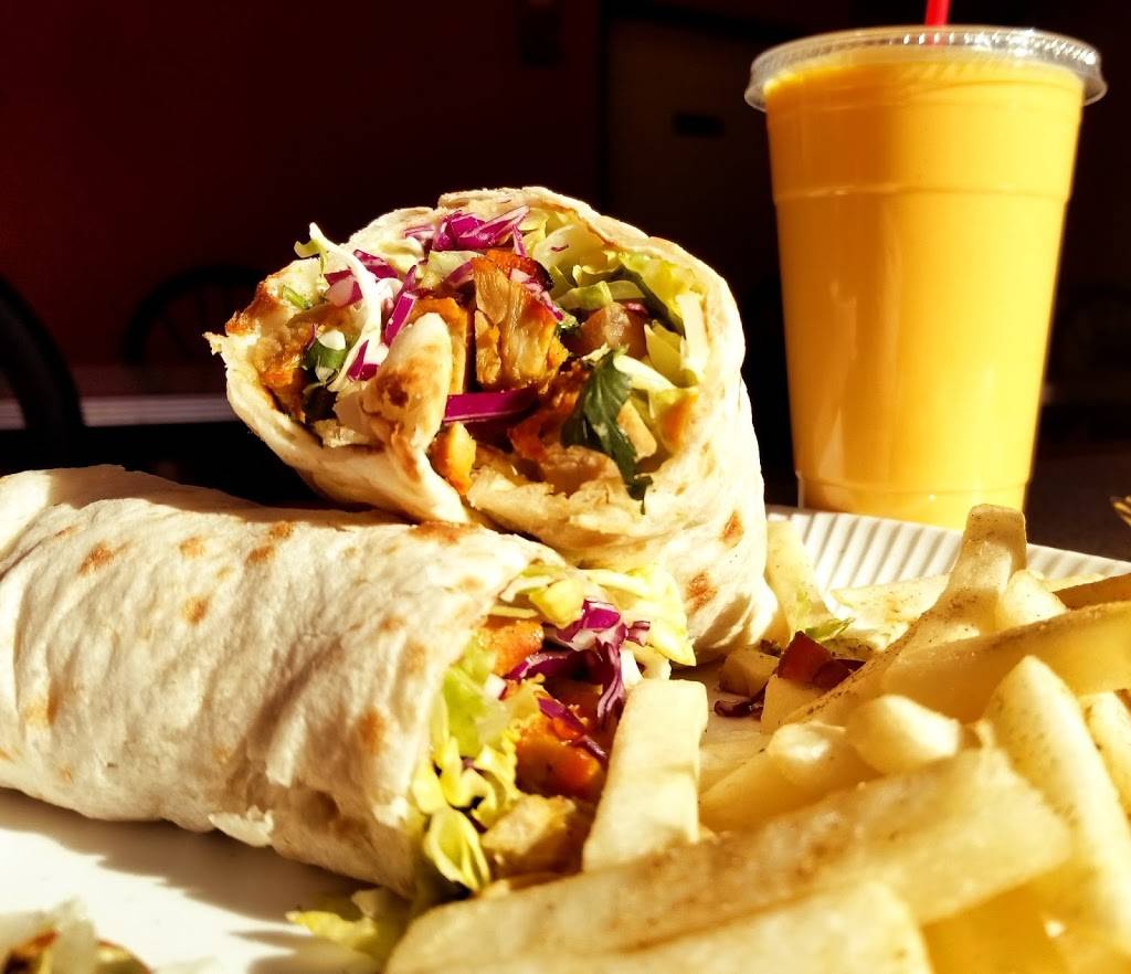 Wraps N Curry | restaurant | 4221 W Bell Rd #111, Phoenix, AZ 85053, USA | 6028661907 OR +1 602-866-1907
