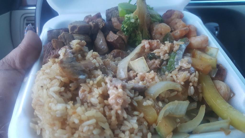 Tokyos Express | restaurant | 1407 Sunset Ave G, Clinton, NC 28328, USA | 9105902191 OR +1 910-590-2191