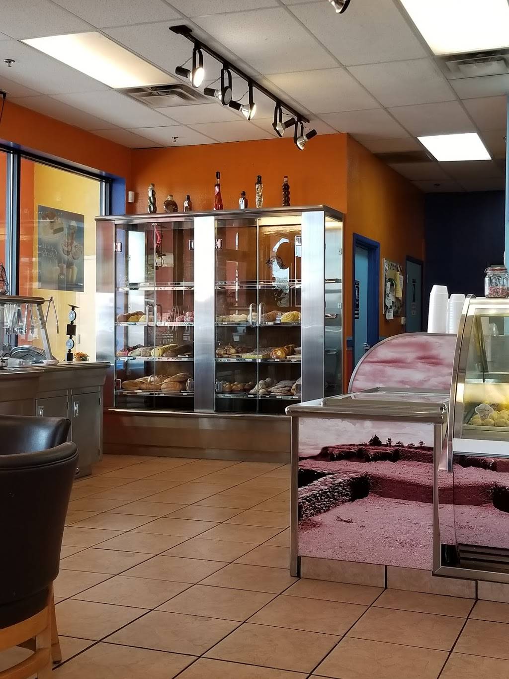 Tortas Paquime | restaurant | 3024 W Van Buren St # 146, Phoenix, AZ 85009, USA | 6022332747 OR +1 602-233-2747