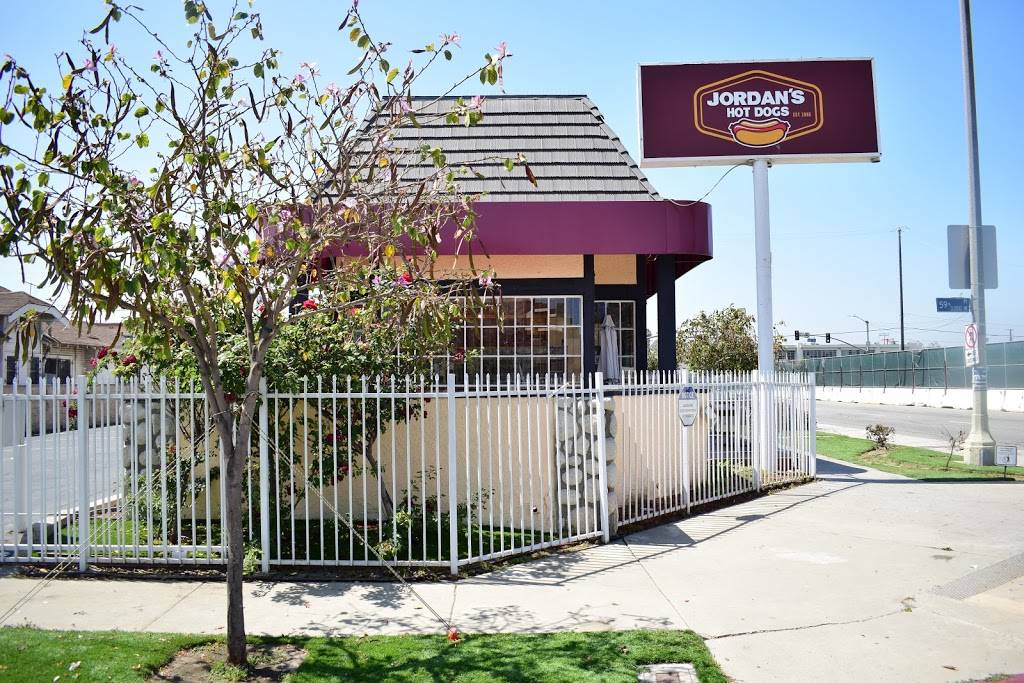 Jordans Hot Dogs | meal takeaway | 5960 Crenshaw Blvd, Los Angeles, CA 90043, USA | 3232993647 OR +1 323-299-3647