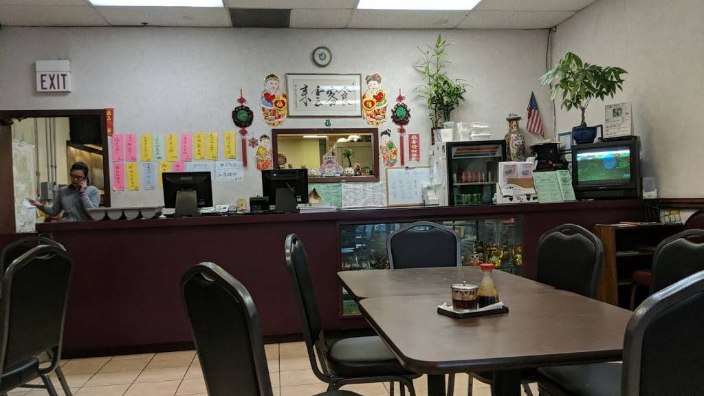 Lucky Wok Chinese Restaurant | restaurant | 6452 College Rd, Lisle, IL 60532, USA | 6303058833 OR +1 630-305-8833