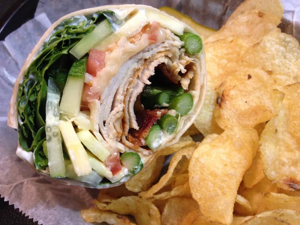 Rusty Tractor - Door County - Breakfast Barn | restaurant | 6216 WI-42, Egg Harbor, WI 54209, USA | 9207438704 OR +1 920-743-8704