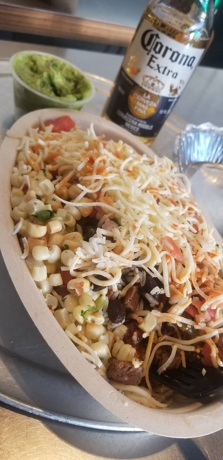 Chipotle Mexican Grill | restaurant | 798 Pelham Pkwy, Pelham, NY 10803, USA | 9146360617 OR +1 914-636-0617