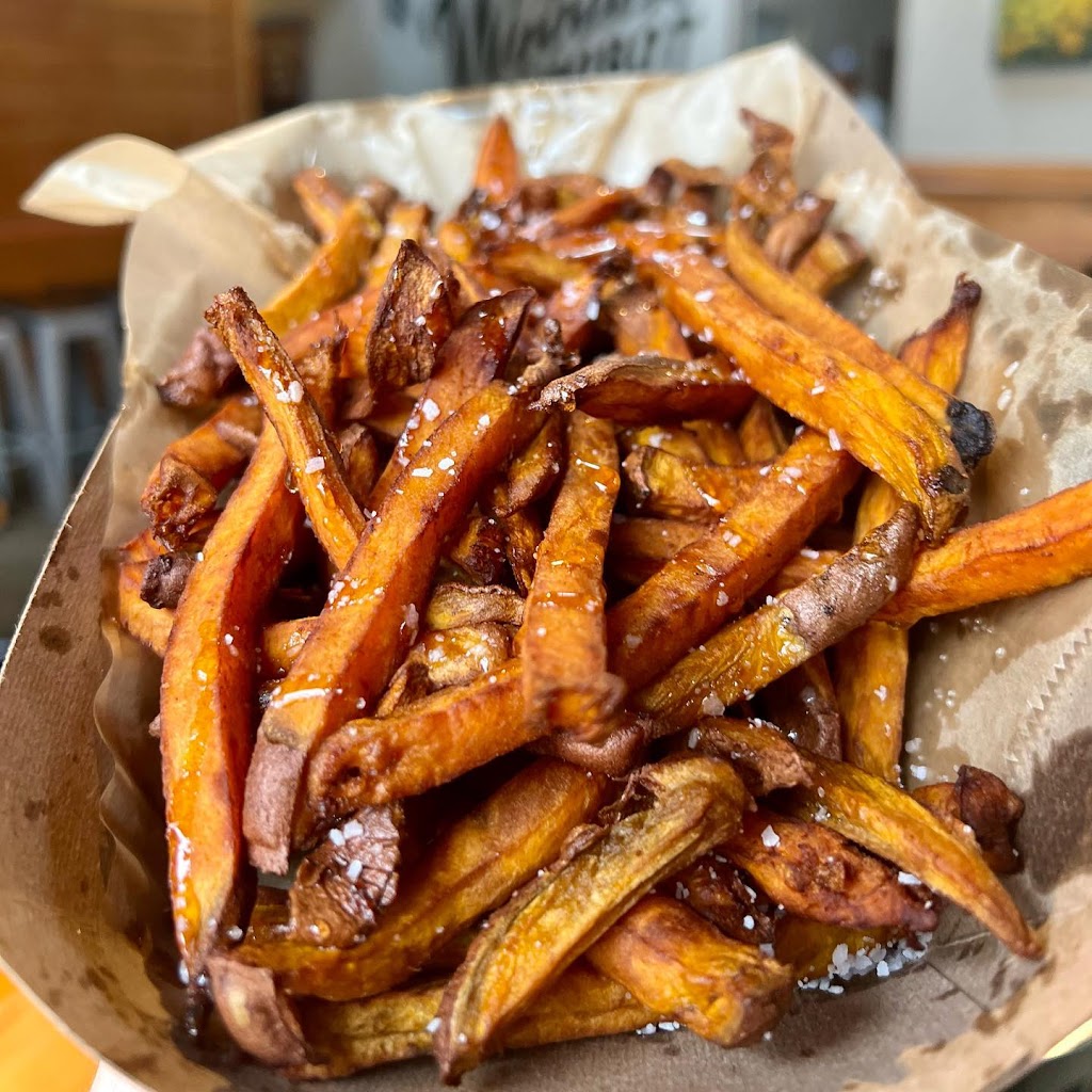 Wooden Robot Kitchen | restaurant | 1440 S Tryon St #108, Charlotte, NC 28203, USA | 9808197875 OR +1 980-819-7875