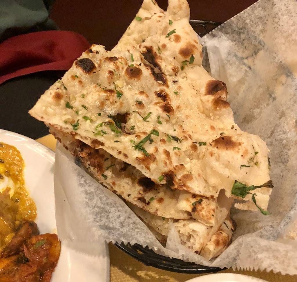 The Curry Club | restaurant | 10 Woods Corner Rd, Setauket- East Setauket, NY 11733, USA | 6317514845 OR +1 631-751-4845