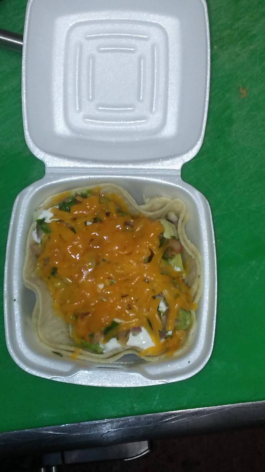 Empanadas Monumental | restaurant | 3772 Broadway, New York, NY 10032, USA | 6465592502 OR +1 646-559-2502