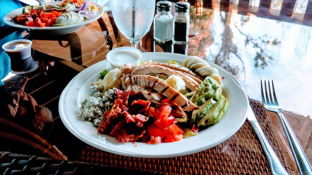 The Rivers Edge | restaurant | 17525 Sonora Rd, Knights Ferry, CA 95361, USA | 2098813466 OR +1 209-881-3466