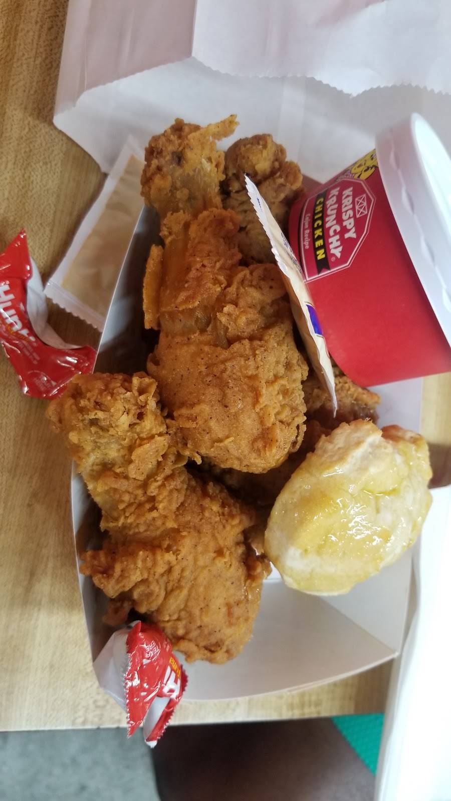 Halls Krispy Krunchy Chicken | restaurant | 4448 W Slauson Ave, Windsor Hills, CA 90043, USA | 3232905334 OR +1 323-290-5334