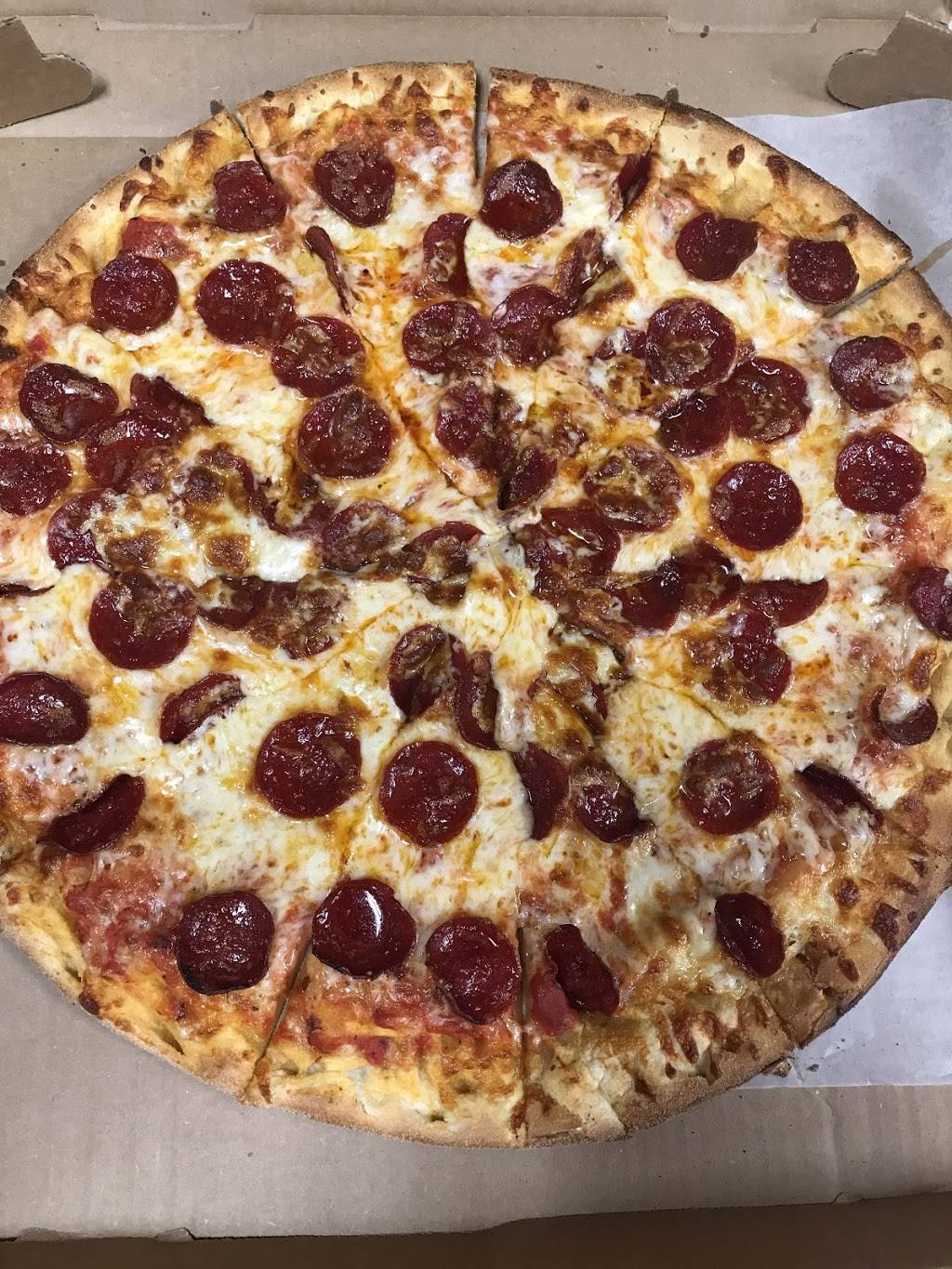 Liberty Pizza | restaurant | 308 North St, Pittsfield, MA 01201, USA | 4134997779 OR +1 413-499-7779