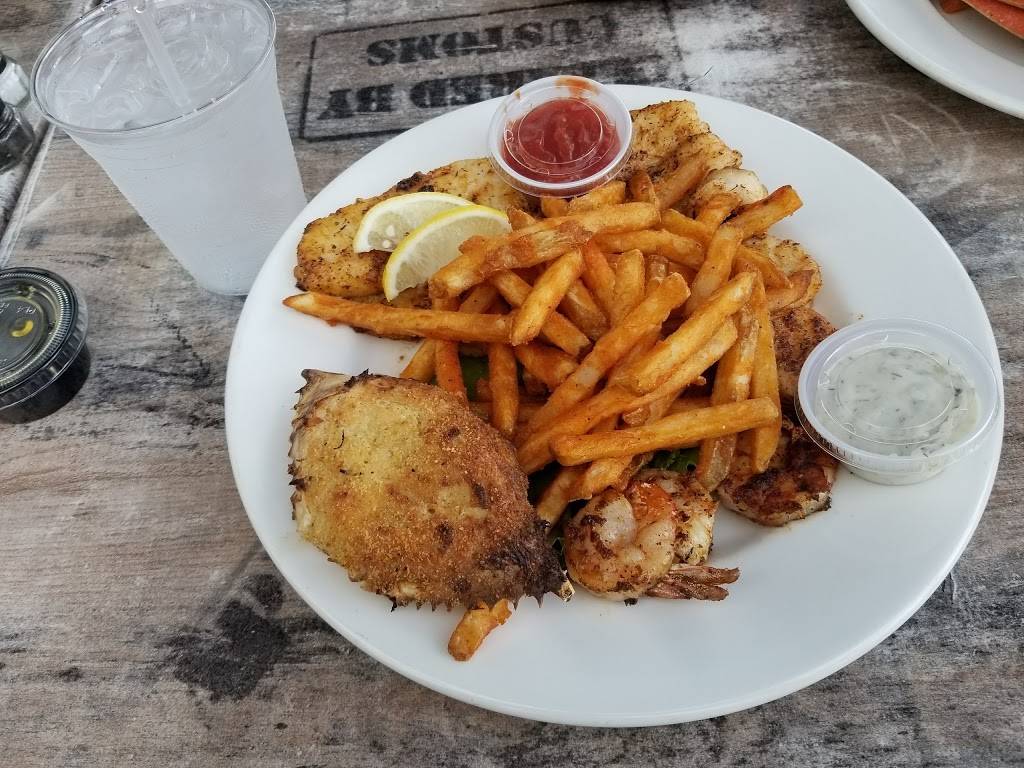 CJs Crab Shack | restaurant | 600 Ocean Dr, Miami Beach, FL 33139, USA | 3056045951 OR +1 305-604-5951