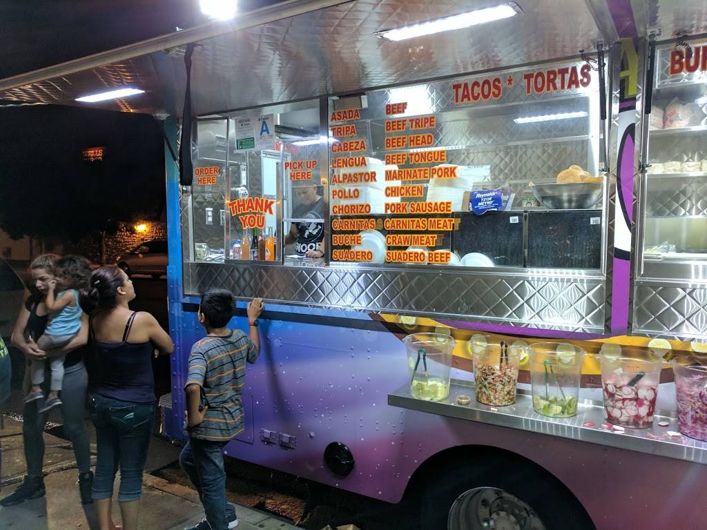 Divas Tacos | restaurant | 14439 Vanowen St, Van Nuys, CA 91405, USA | 8188268972 OR +1 818-826-8972