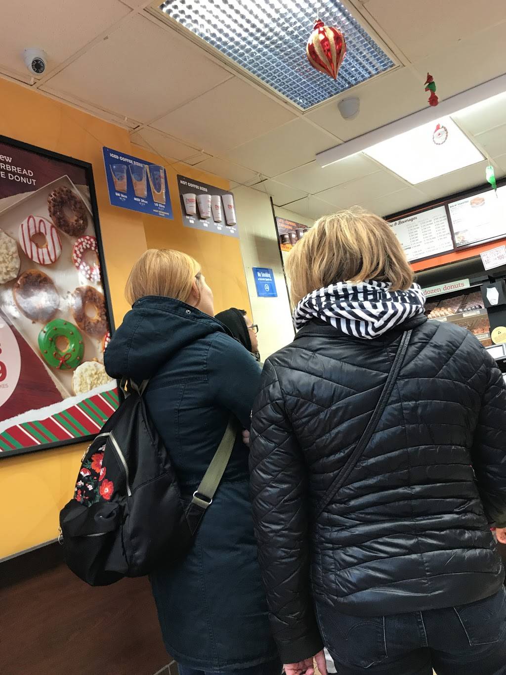 Dunkin Donuts | cafe | 7111 3rd Ave, Brooklyn, NY 11209, USA | 7187483294 OR +1 718-748-3294