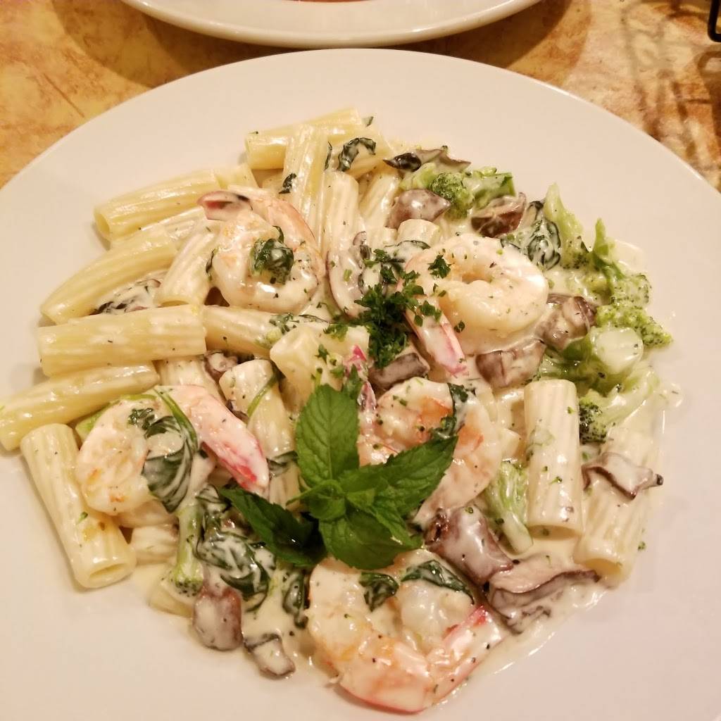 Amici Ristorante | restaurant | 7620 N Milwaukee Ave, Niles, IL 60714, USA | 8479670606 OR +1 847-967-0606