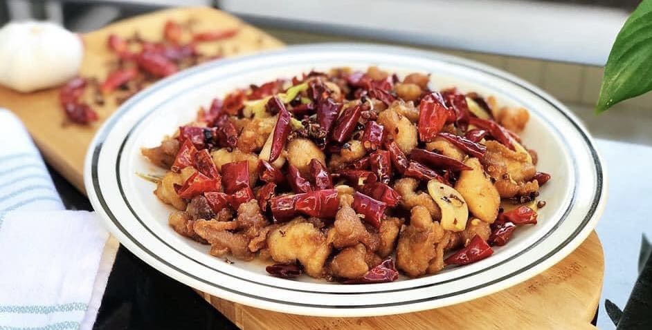 Fangs kitchen | restaurant | 677 Mills Park Dr, Cary, NC 27519, USA | 2523635508 OR +1 252-363-5508