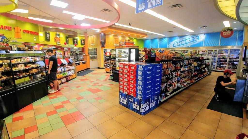 Sheetz #198 | cafe | 111 W Reservoir Rd, Woodstock, VA 22664, USA | 5404595903 OR +1 540-459-5903