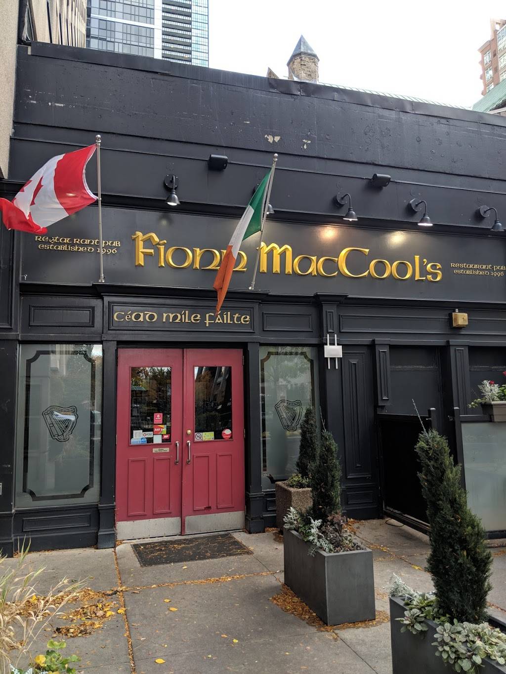 Fionn MacCools | restaurant | 235 Bloor St E, Toronto, ON M4W 3Y3, Canada | 4169663006 OR +1 416-966-3006