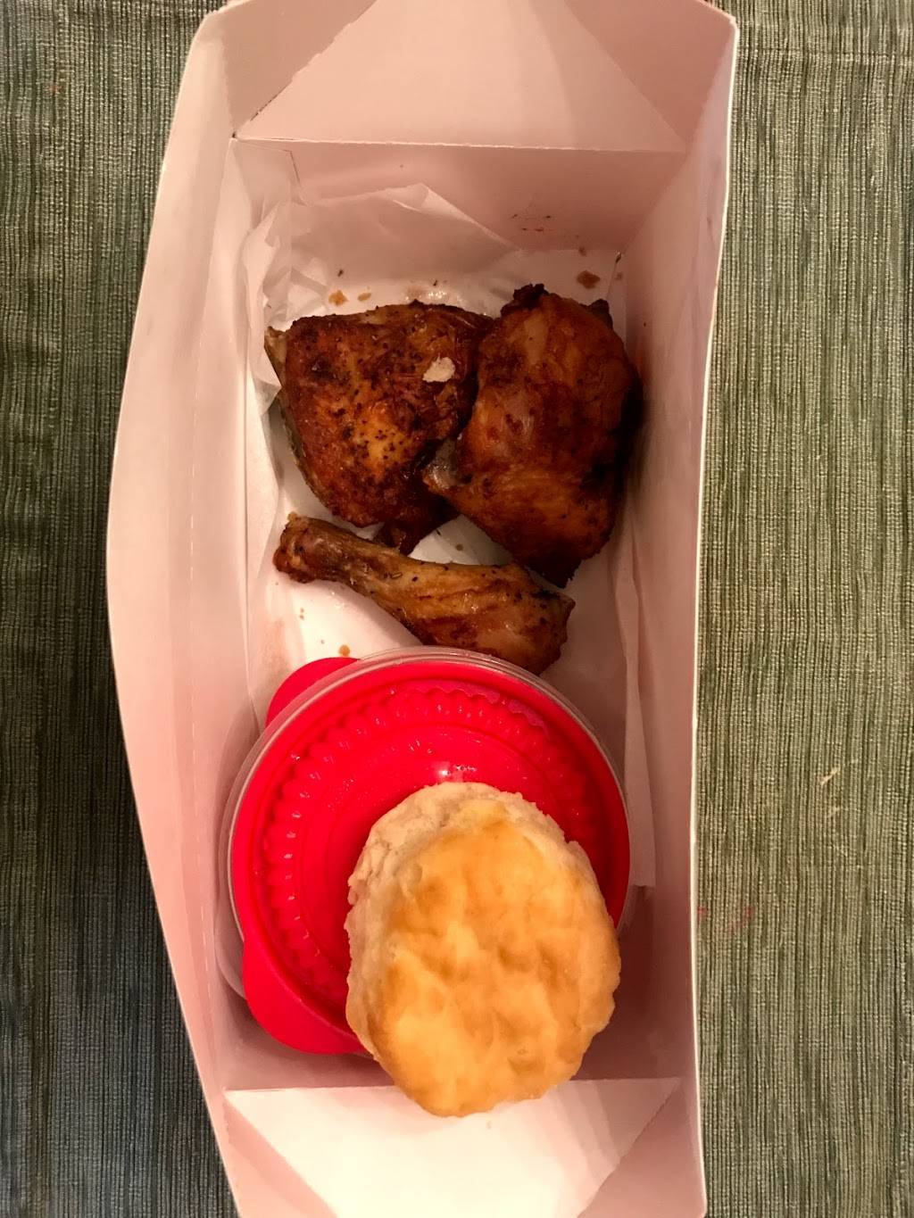 KFC | restaurant | 1555 East 12 Mile Road, Madison Heights, MI 48071, USA | 2483982700 OR +1 248-398-2700