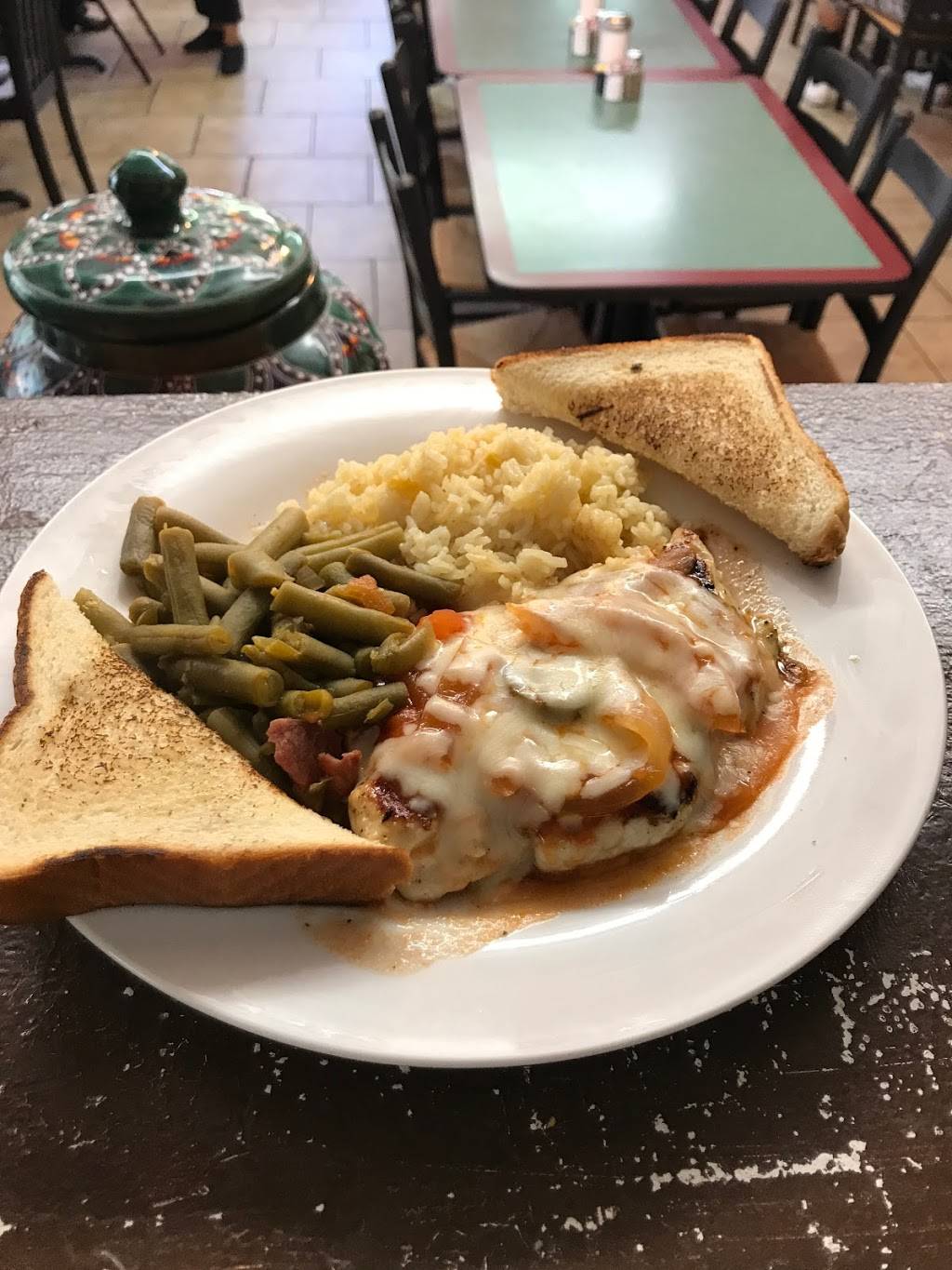 Janie’s Cafe | restaurant | 1640, 930 Ruiz St, San Antonio, TX 78207, USA | 2109717823 OR +1 210-971-7823