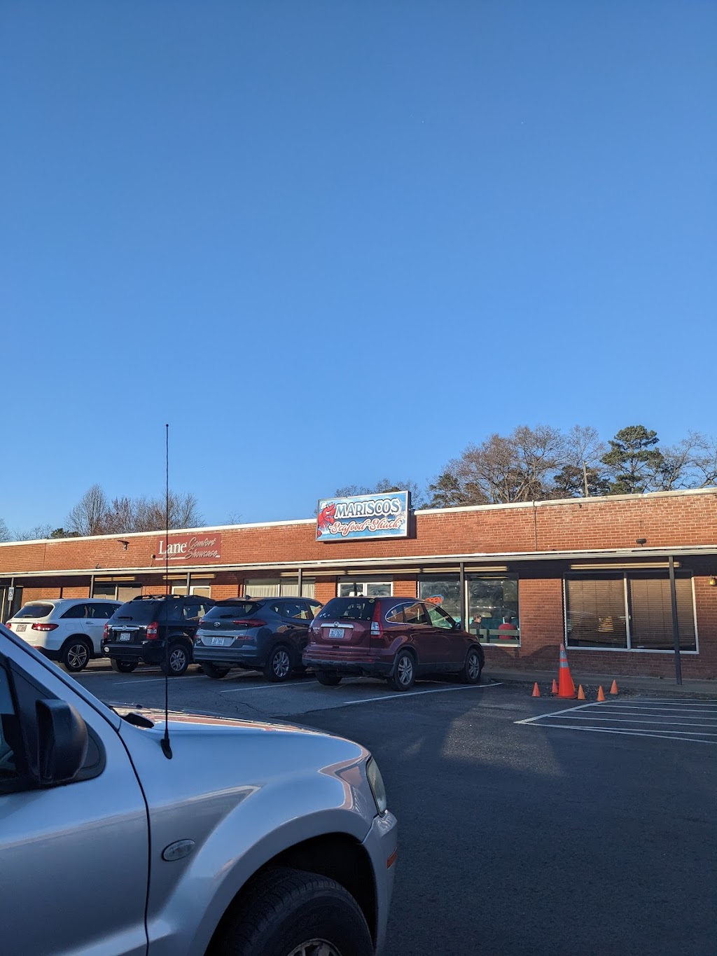 Mariscos Seafood Shack | restaurant | 503 New Leicester Hwy, Asheville, NC 28806, USA | 8287745077 OR +1 828-774-5077