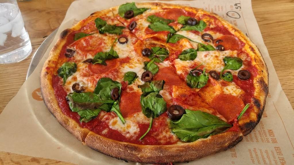 Blaze Pizza | restaurant | 2506 N Prospect Ave, Champaign, IL 61822, USA | 2175603088 OR +1 217-560-3088