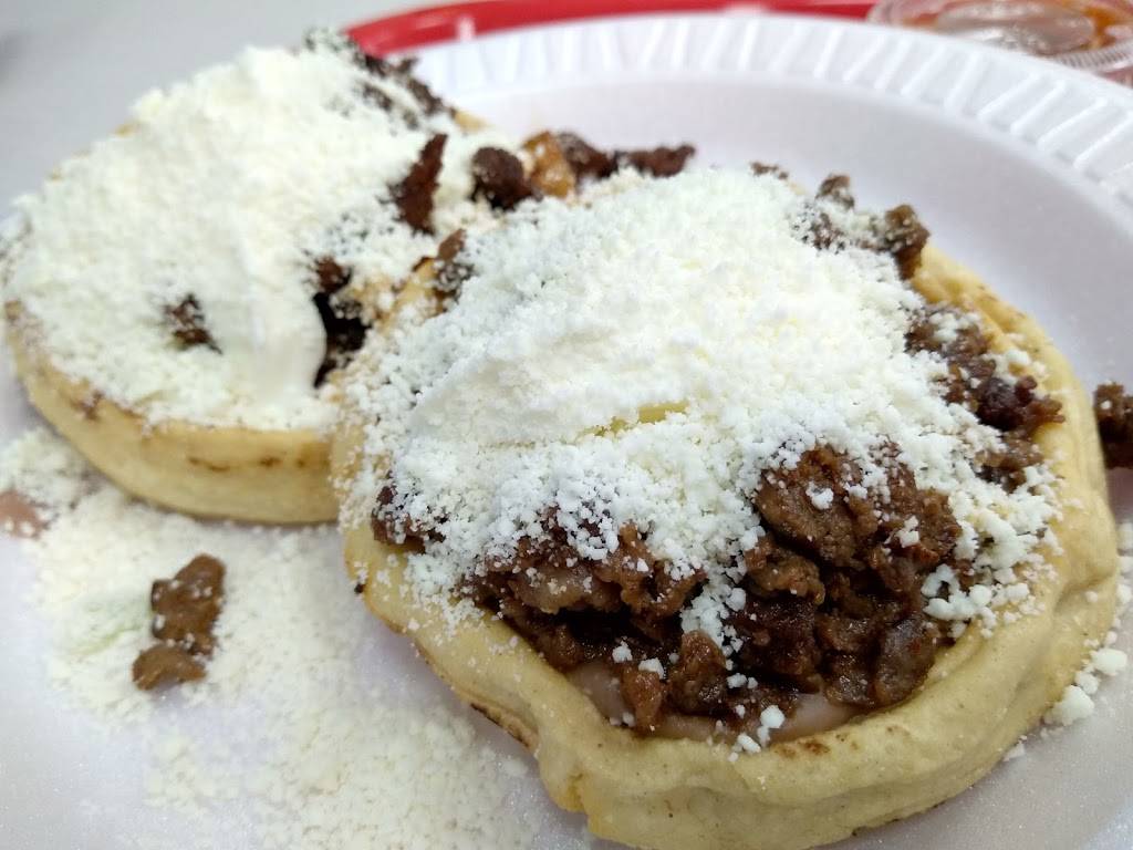 Tacos Gavilan | restaurant | 13009 Valley Blvd, La Puente, CA 91746, USA | 6263363000 OR +1 626-336-3000