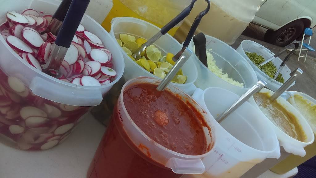 Tacos Los Primos - Lonchera | restaurant | 102 Highbury Ave, Los Angeles, CA 90032, USA | 2138589094 OR +1 213-858-9094