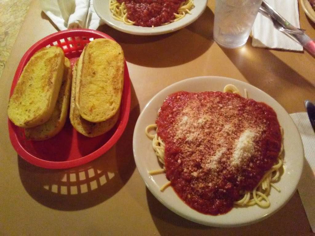 Italian Village | restaurant | 405 S Washington St, Carbondale, IL 62901, USA | 6184576559 OR +1 618-457-6559