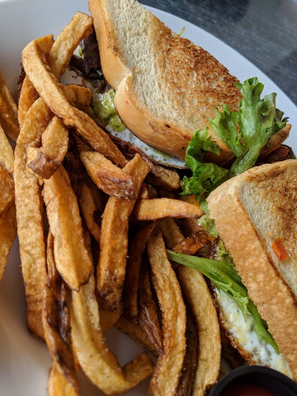 Twisted Spur Brewing | restaurant | 705 Gervais St A, Columbia, SC 29201, USA | 8037640203 OR +1 803-764-0203