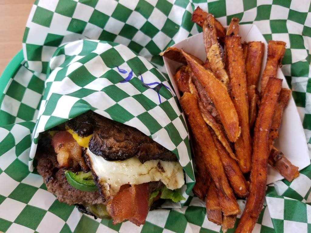 Wholly Cow Burgers | restaurant | 3010 S Lamar Blvd, Austin, TX 78704, USA | 5123948156 OR +1 512-394-8156