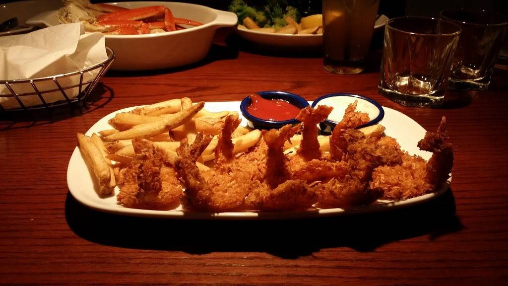 Red Lobster | restaurant | 10854 E Alameda Ave, Aurora, CO 80012, USA | 3033436161 OR +1 303-343-6161