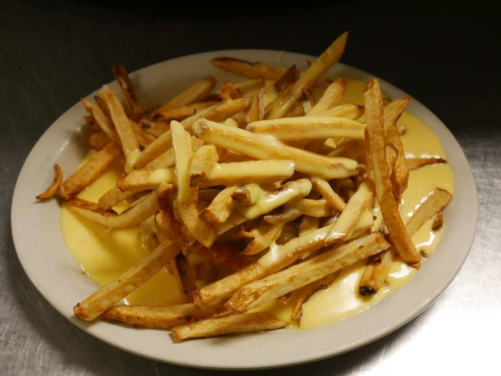 Mick and Marys Inc. | restaurant | 310 E Ebony St, Thayer, IL 62689, USA | 2179652163 OR +1 217-965-2163