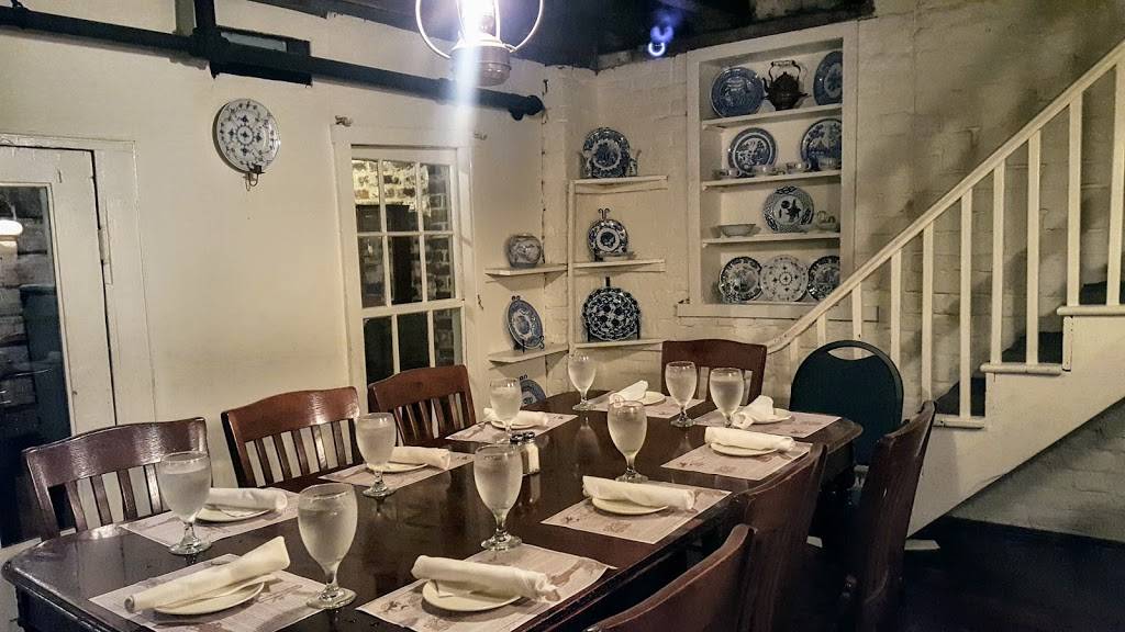 The Pirates House | restaurant | 20 E Broad St, Savannah, GA 31401, USA | 9122335757 OR +1 912-233-5757