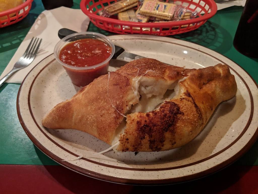 Twins Pizza & Steaks | restaurant | 1104 N Main St, LaFayette, GA 30728, USA | 7066381125 OR +1 706-638-1125