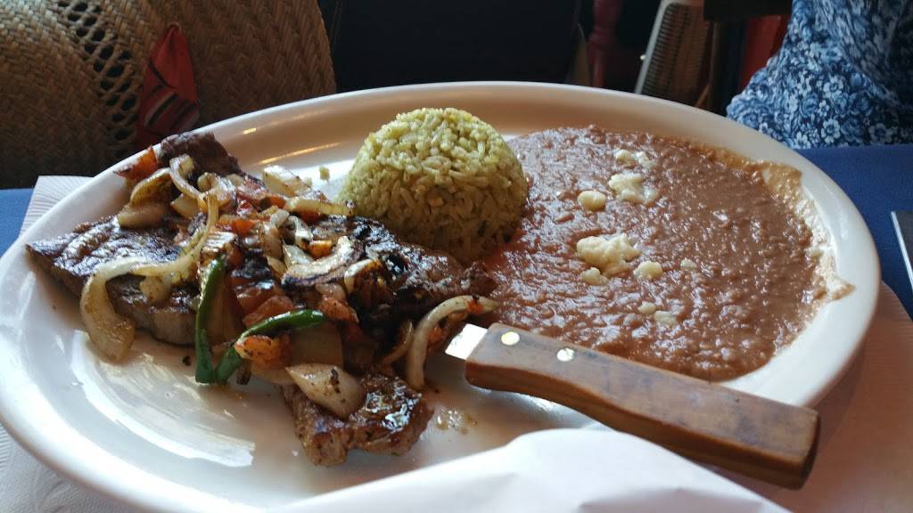 Maria Bonita | restaurant | 256 E Main St, Ventura, CA 93001, USA | 8056520247 OR +1 805-652-0247