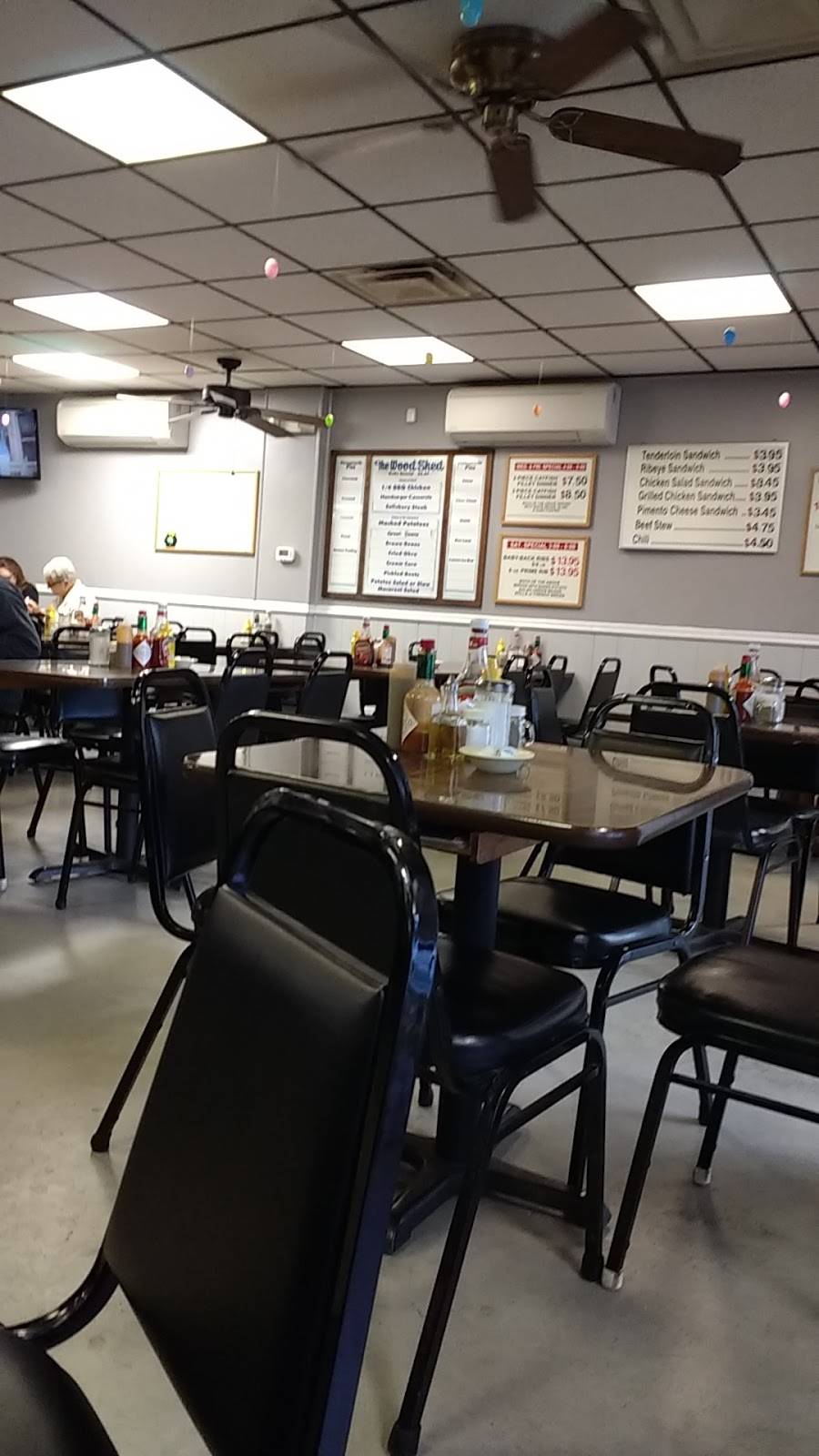 The Wood Shed Bar-B-Q & Restaurant | restaurant | 1821 W 7th St, Hopkinsville, KY 42240, USA | 2708858144 OR +1 270-885-8144