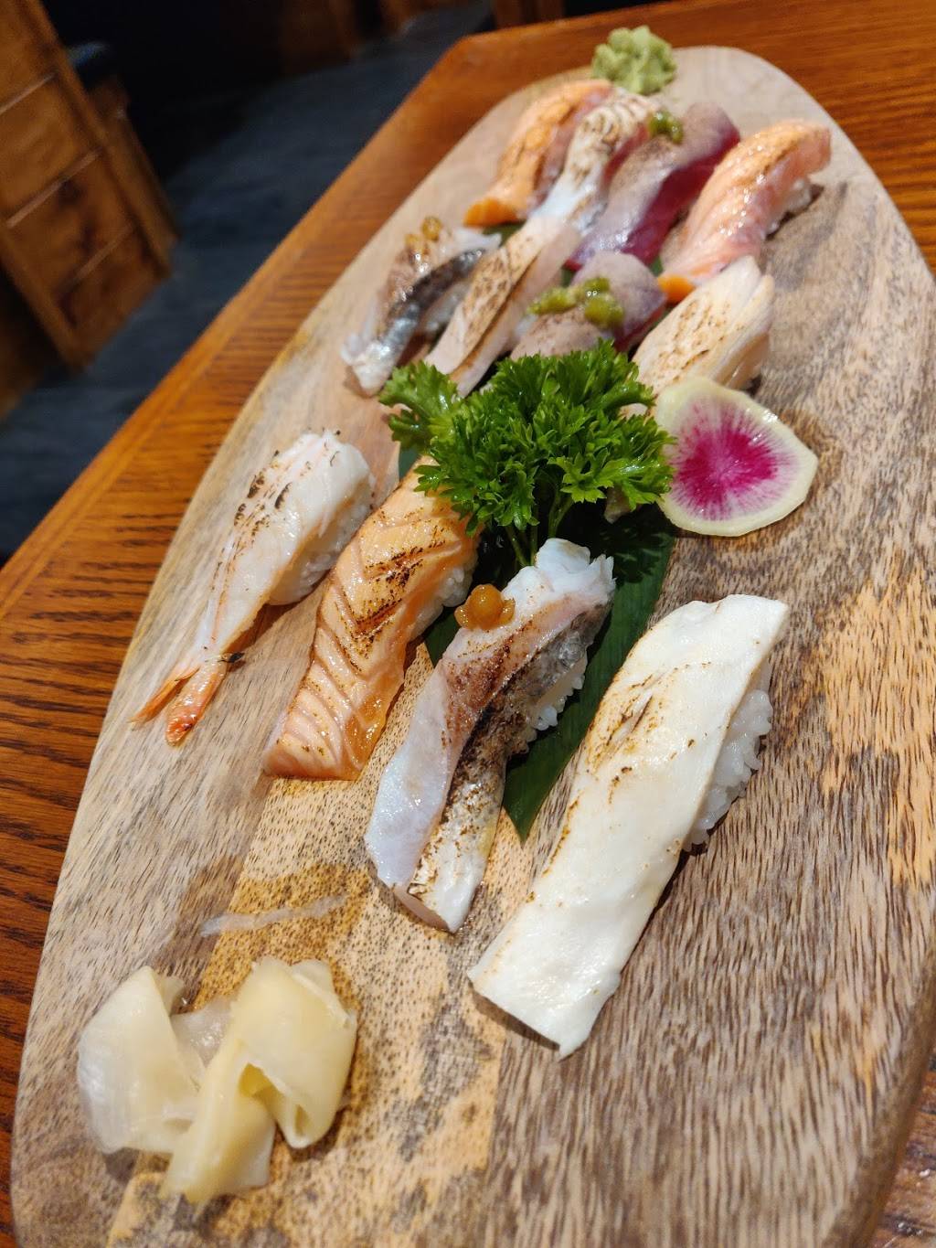 Minami Sushi Japanese Restaurant | restaurant | 14785 Yonge St, Aurora, ON L4G 1N1, Canada | 9055036222 OR +1 905-503-6222