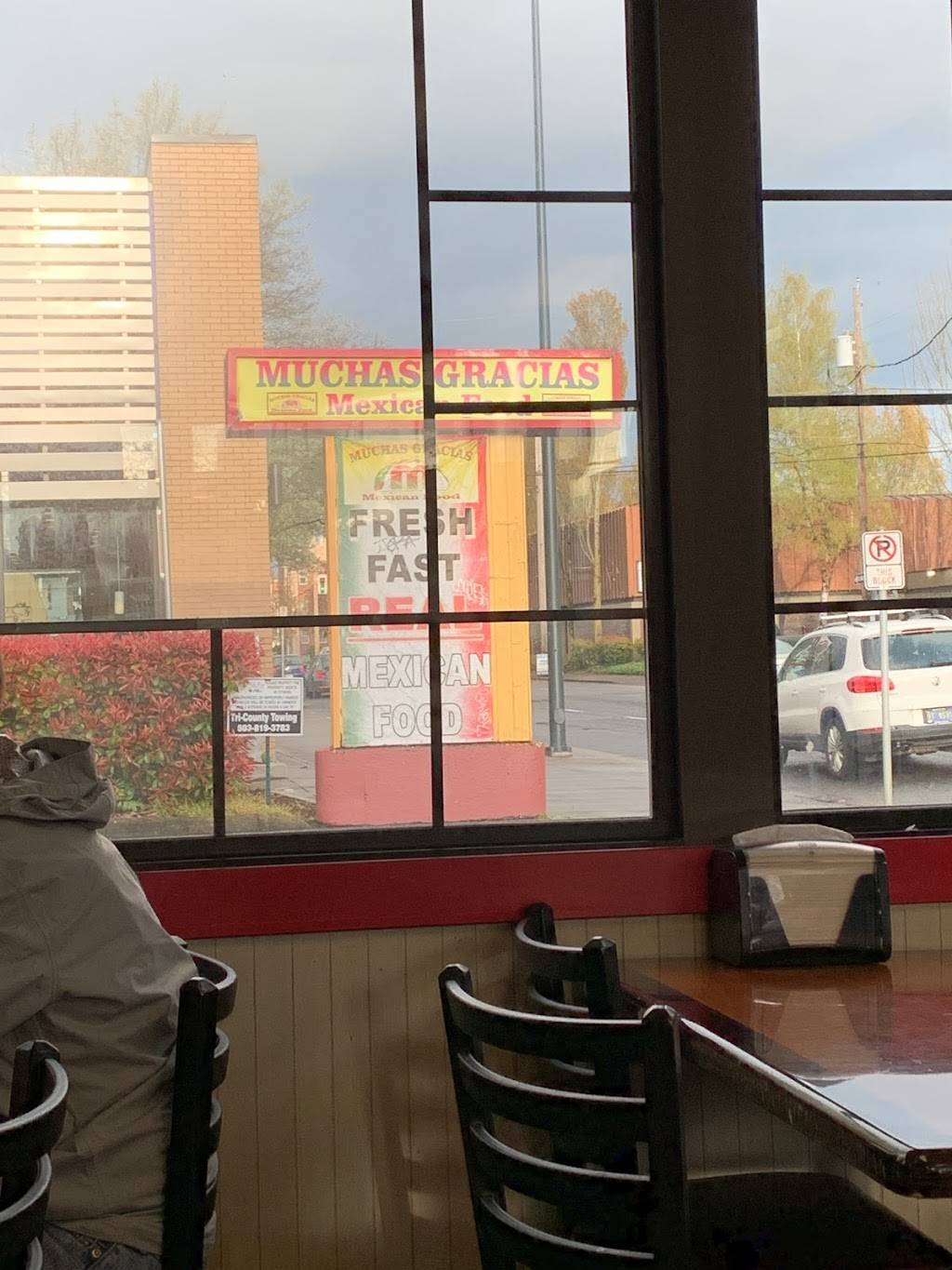 Muchas Gracias Mexican Food | restaurant | 707 NE Weidler St, Portland, OR 97232, USA | 5032810570 OR +1 503-281-0570