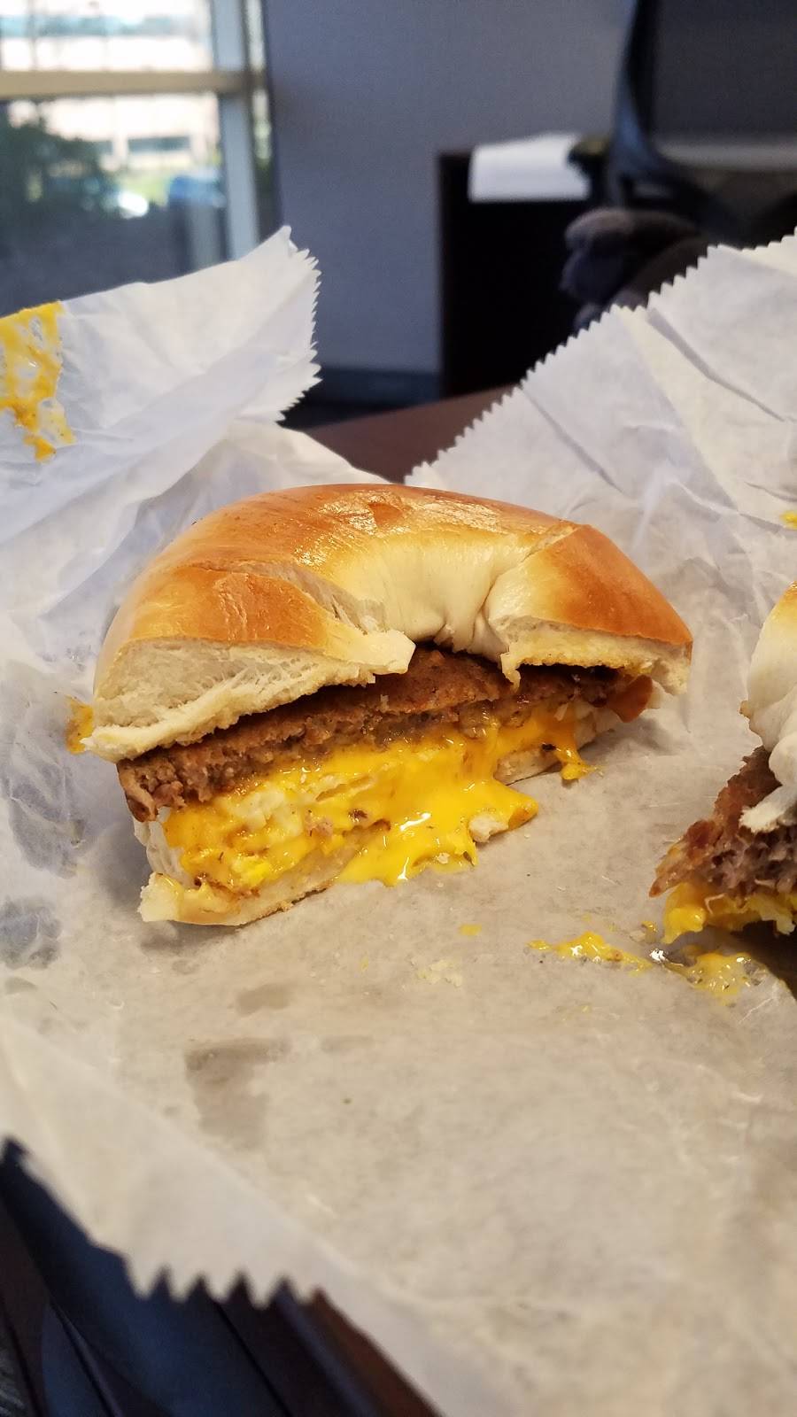 Community Deli | meal takeaway | 901 Oberlin Rd, Raleigh, NC 27605, USA | 9198966810 OR +1 919-896-6810