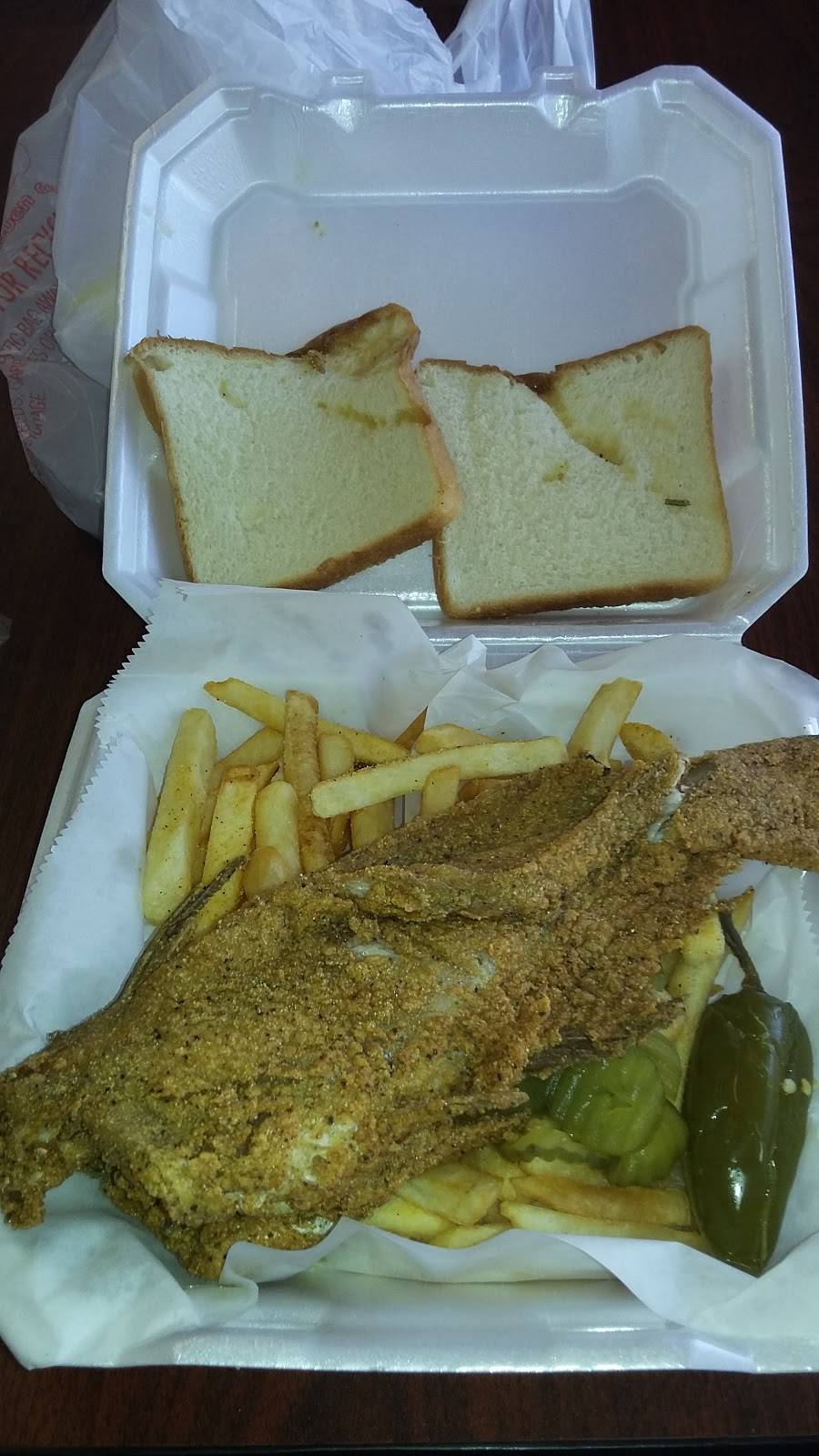 J & S Catfish | restaurant | 4831 S Lancaster Rd, Dallas, TX 75216, USA | 2143764110 OR +1 214-376-4110