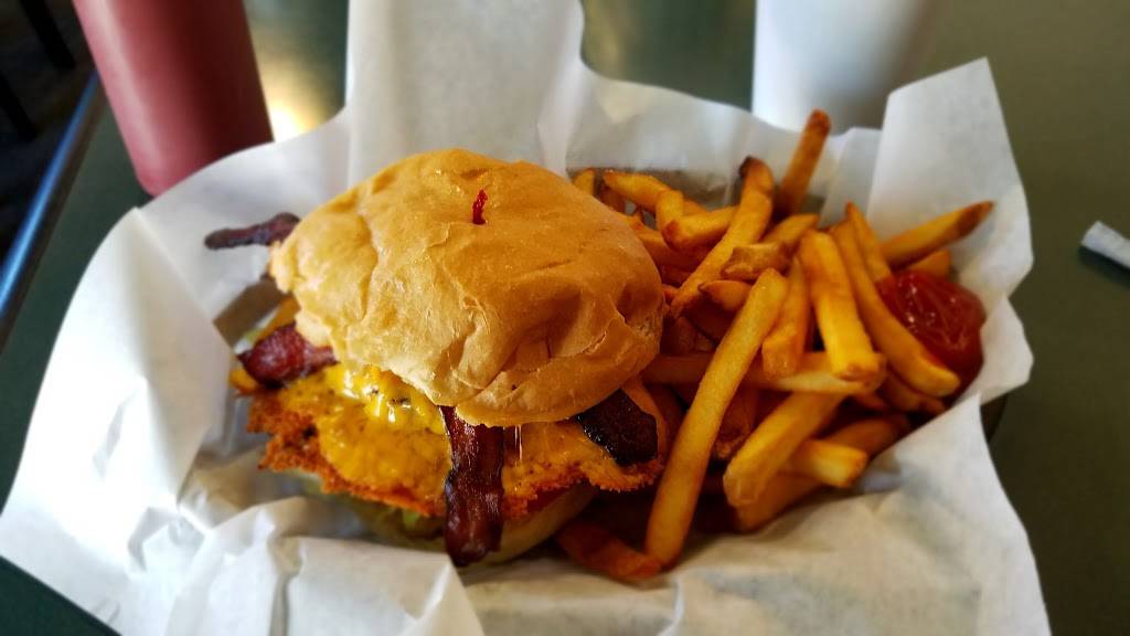 Nobbys | restaurant | 1444 Park Ave, Chico, CA 95928, USA | 5303422285 OR +1 530-342-2285