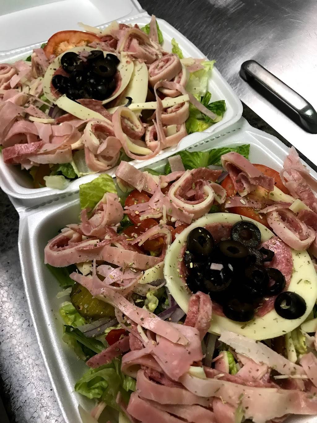 Amici Pizza | restaurant | 125 Gateway Dr # 105, Mechanicsburg, PA 17050, USA | 7175911313 OR +1 717-591-1313