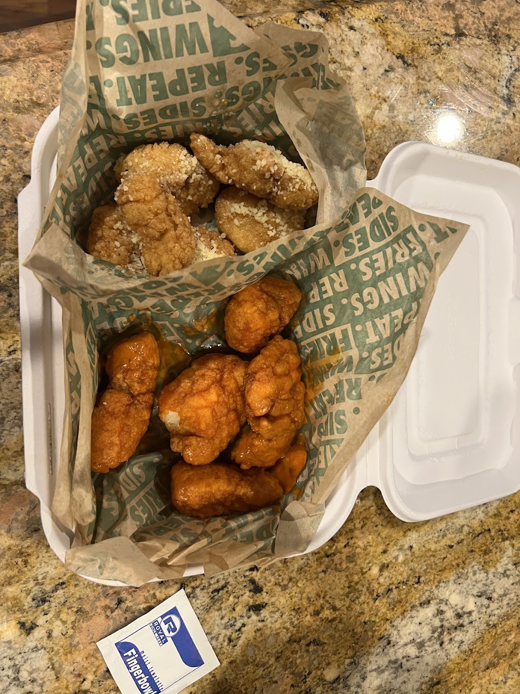 Wingstop | restaurant | 1410 Blackwood Clementon Rd, Clementon, NJ 08021, USA | 8564409464 OR +1 856-440-9464