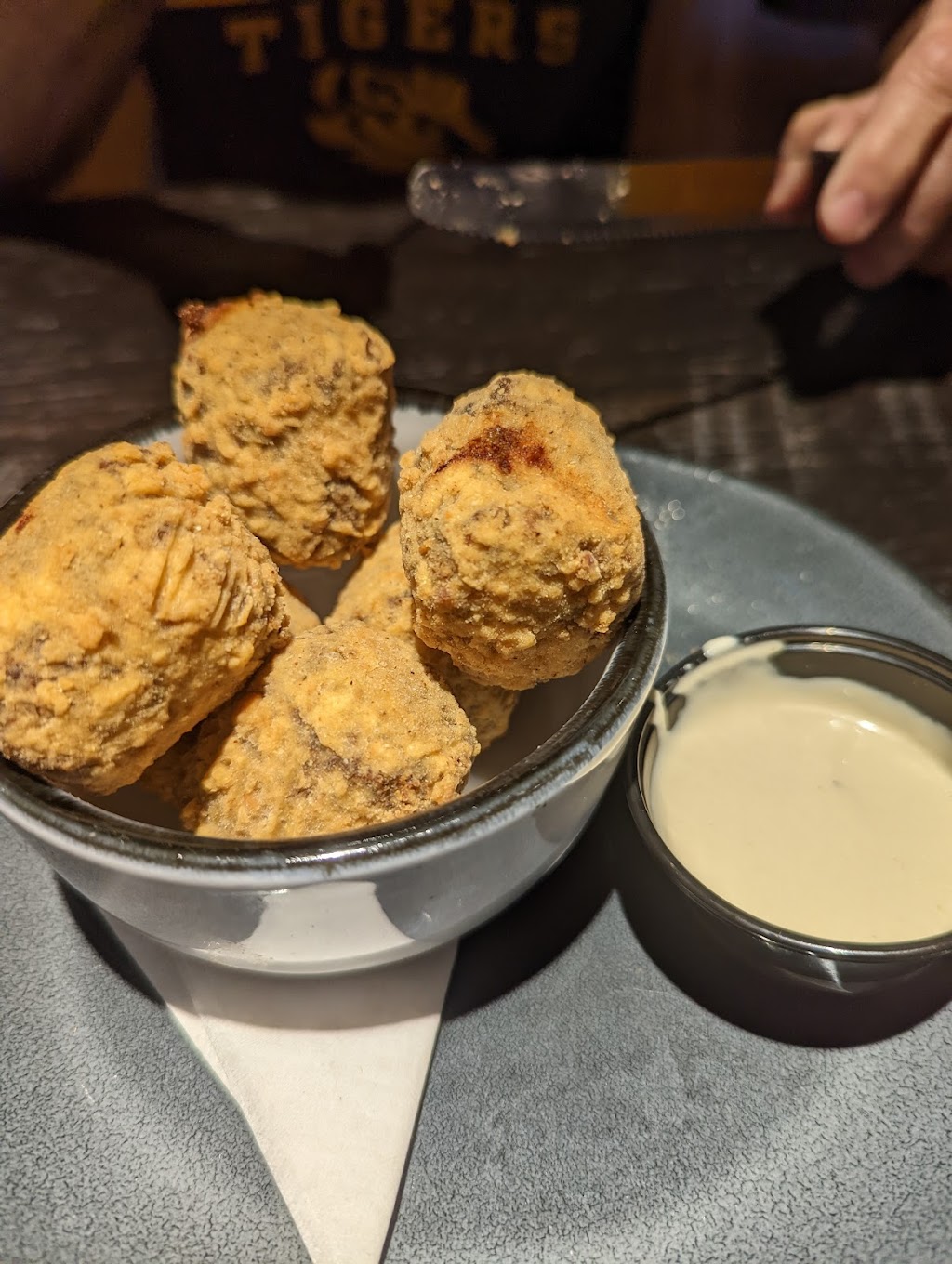 Walk-Ons Sports Bistreaux - Fayetteville, AR Restaurant | restaurant | 1199 N Shiloh Dr, Fayetteville, AR 72704, USA | 4793223022 OR +1 479-322-3022