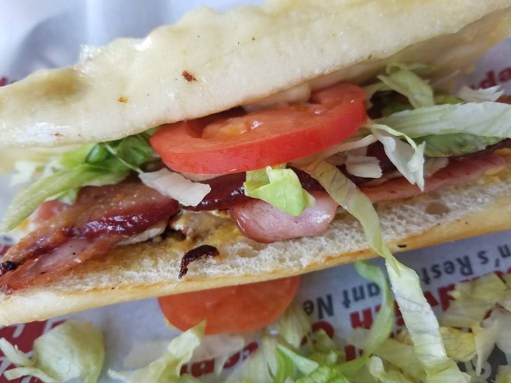 Penn Station East Coast Subs | meal takeaway | 4909 N Broadway, Knoxville, TN 37918, USA | 8656877366 OR +1 865-687-7366