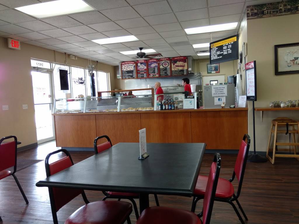 Sorrento Pizzeria & Restaurant | restaurant | 2977 Duff Rd, Lakeland, FL 33810, USA | 8638594911 OR +1 863-859-4911